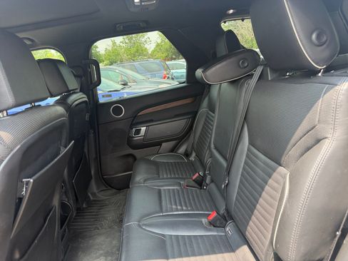 Used 2017 Land Rover Discovery HSE Luxury AWD/4WD image 17