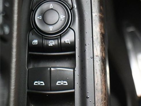 Used 2022 GMC Sierra 2500 Denali w/ Denali Ultimate Package image 12