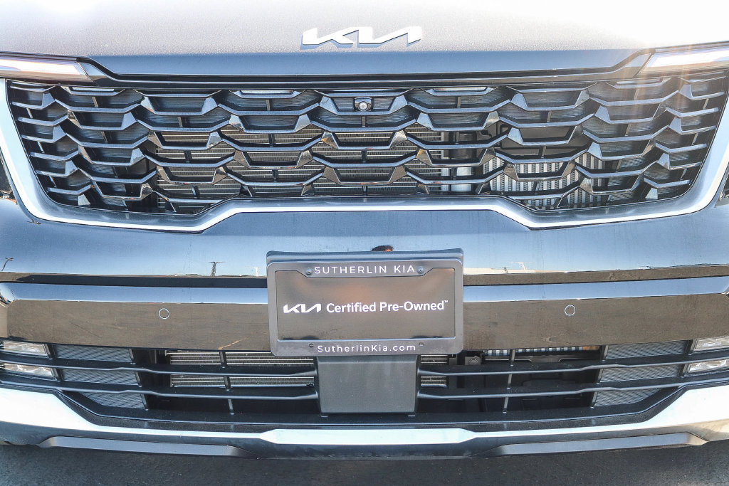 Certified 2025 Kia Sorento SX FWD image 9