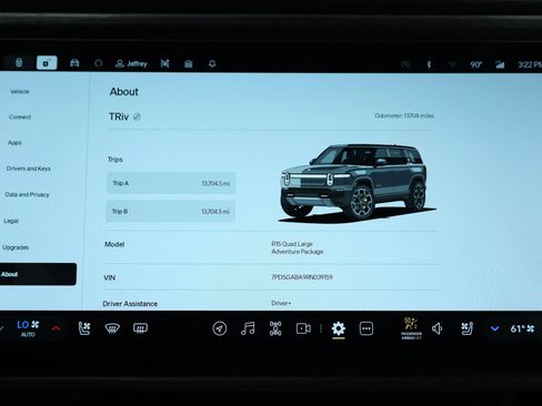 Used 2024 Rivian R1S Adventure AWD/4WD image 37
