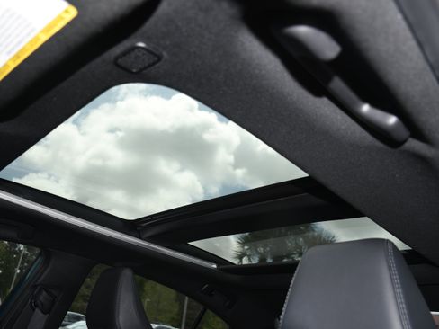 Certified 2025 Toyota Camry XSE image 7