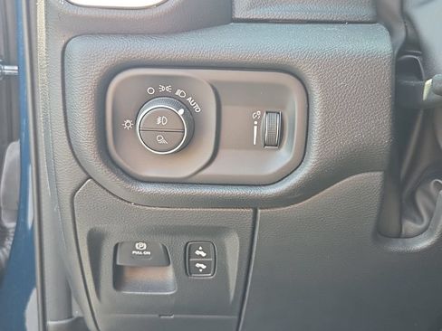Used 2023 RAM 1500 Big Horn AWD/4WD image 26