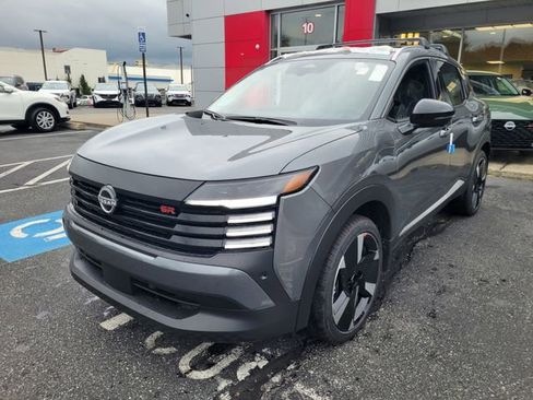 New 2026 Nissan Kicks SR w/ Cold Weather Package AWD/4WD image 10