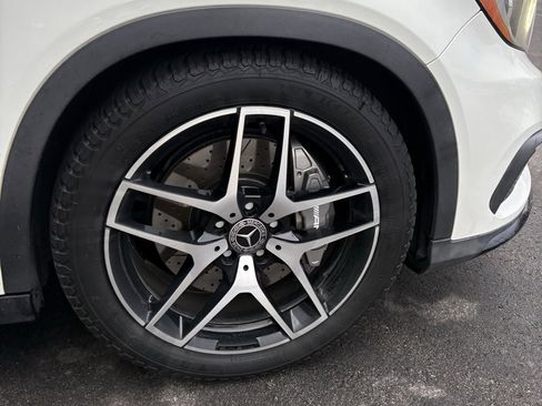 Used 2015 Mercedes-Benz GLA 45 AMG 4MATIC image 26