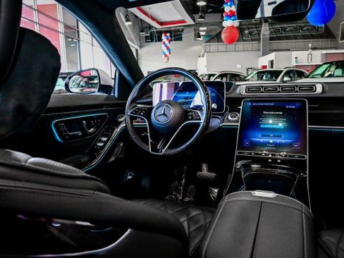 Used 2023 Mercedes-Benz S 580 4MATIC Sedan image 32