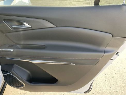 New 2026 Chevrolet Traverse RS w/ LPO, Floor Liner Package AWD/4WD image 14
