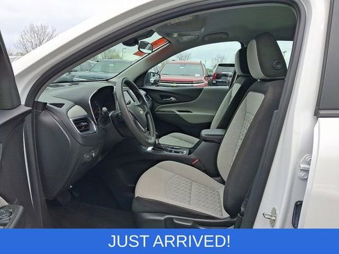 Used 2023 Chevrolet Equinox LS AWD/4WD image 10