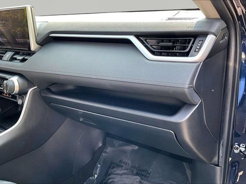 Used 2024 Toyota RAV4 XLE w/ Convenience Package FWD image 20