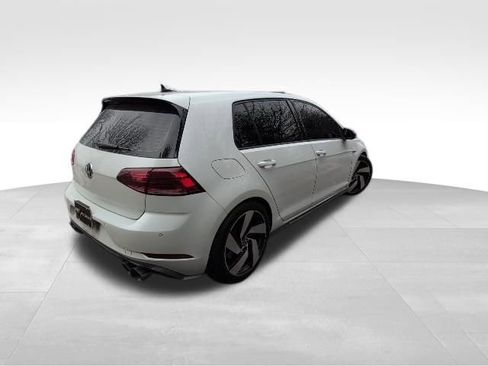 Used 2018 Volkswagen Golf R 4-Door image 3