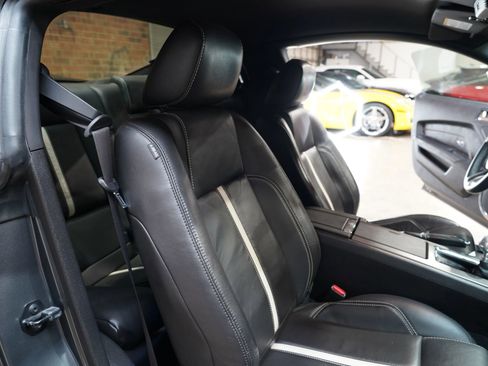 Used 2010 Ford Mustang GT image 53