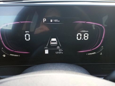 Used 2024 Kia Sportage EX image 12