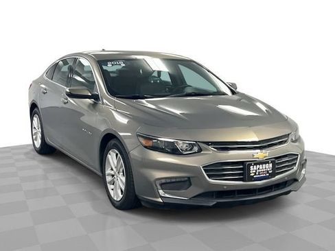 Certified 2018 Chevrolet Malibu LT w/ Leather Package FWD image 1