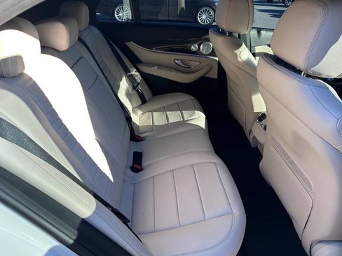 Used 2017 Mercedes-Benz E 300 image 23