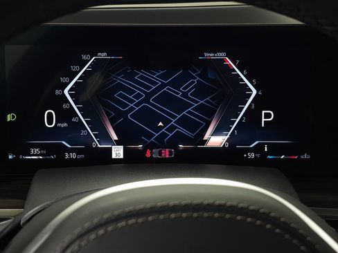 Used 2025 BMW X6 xDrive40i w/ Executive Package image 23