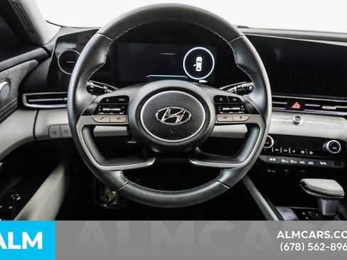Used 2023 Hyundai Elantra Limited FWD image 21