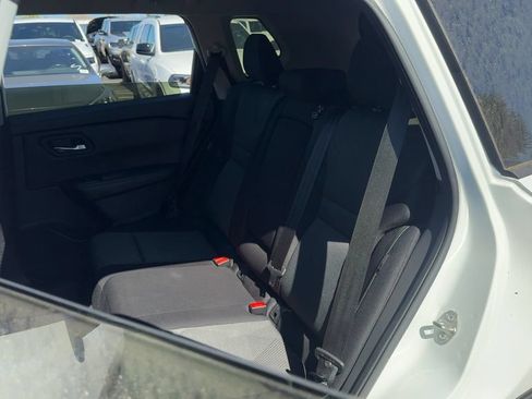 Used 2024 Nissan Rogue SV FWD image 12