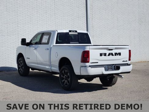 New 2026 RAM 2500 Laramie AWD/4WD image 3
