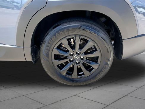 Used 2025 MAZDA CX-50 AWD 2.5 S w/ Premium Package image 11