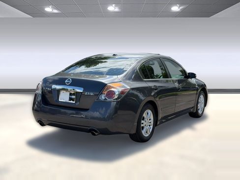 Used 2010 Nissan Altima 2.5 SL w/ SL Pkg FWD image 9