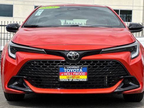 Used 2026 Toyota Corolla SE FWD image 9