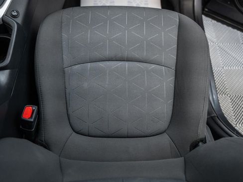 Used 2020 Toyota RAV4 XLE w/ All Weather Liner Package AWD/4WD image 28