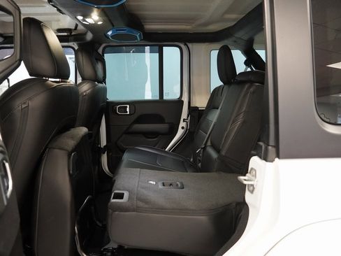 Used 2023 Jeep Wrangler Unlimited Sahara w/ Cold Weather Group image 25