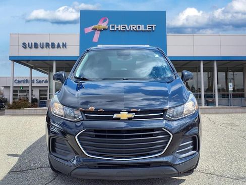 Used 2017 Chevrolet Trax LS FWD image 2