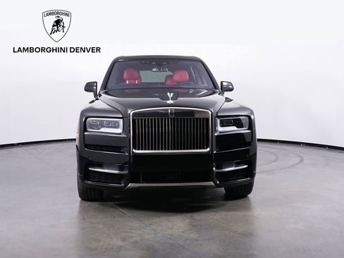 Used 2022 Rolls-Royce Cullinan w/ Cullinan Package image 10