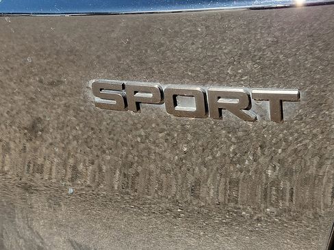 Used 2025 Honda CR-V Sport-L image 9