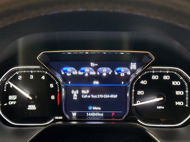 Used 2021 GMC Yukon AT4 w/ Technology Package AWD/4WD image 9