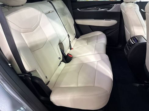 Used 2024 Cadillac XT5 Sportv w/ Technology Package AWD/4WD image 31