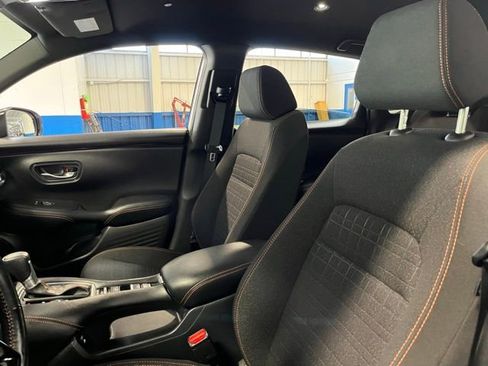 Used 2025 Honda HR-V Sport image 23
