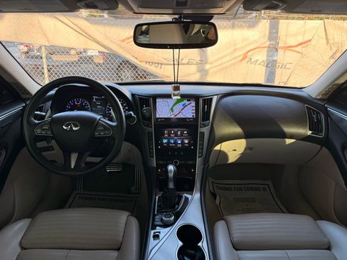 Used 2016 INFINITI Q50 Red Sport 400 image 27