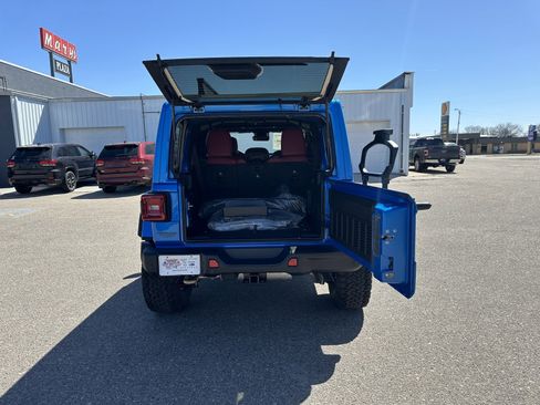 New 2024 Jeep Wrangler Unlimited Rubicon 392 image 11