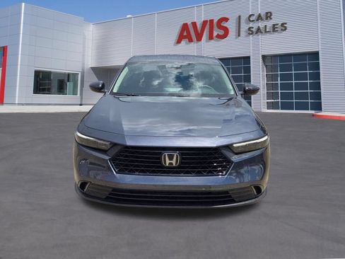 Used 2025 Honda Accord SE image 2