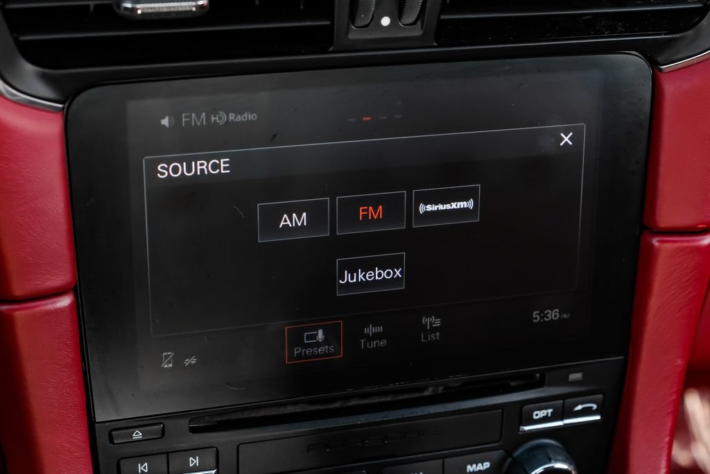 Used 2018 Porsche 911 Carrera image 23