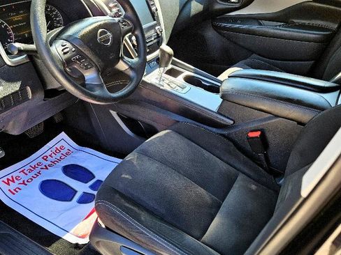 Used 2019 Nissan Murano S image 7