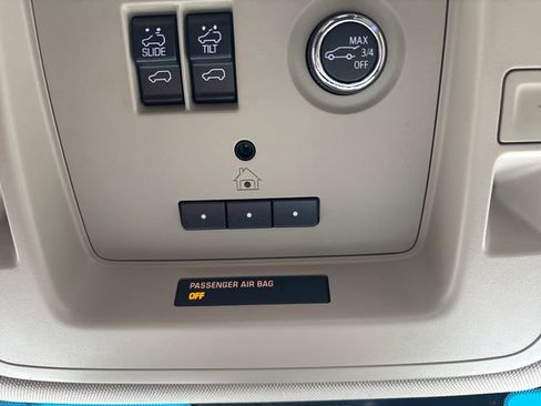 Used 2019 GMC Yukon SLT w/ Premium Edition image 45