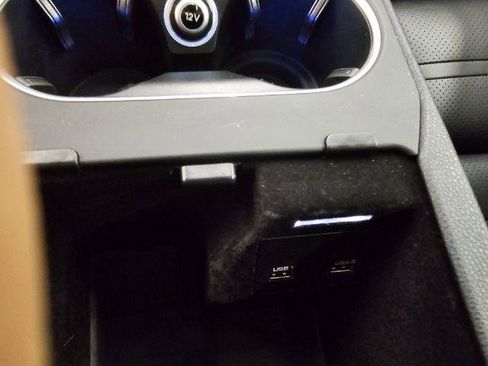 Used 2019 Porsche Cayenne AWD/4WD image 24