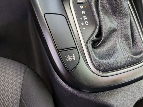 Certified 2023 Kia Soul LX w/ LX Technology Package FWD image 25
