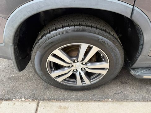 Used 2017 Honda Pilot EX-L image 9