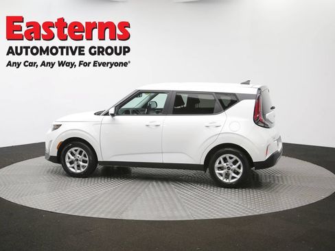 Used 2024 Kia Soul LX w/ Option Group 015 FWD image 57