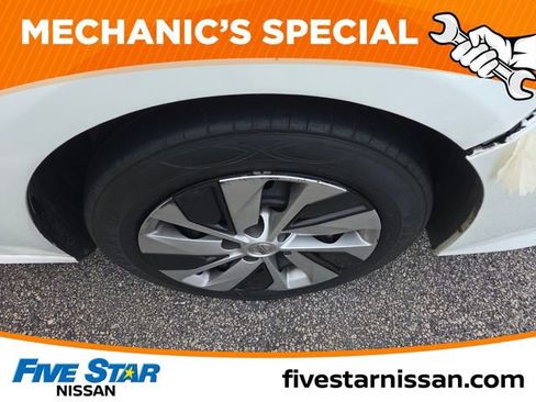 Used 2020 Nissan Altima 2.5 S FWD image 14