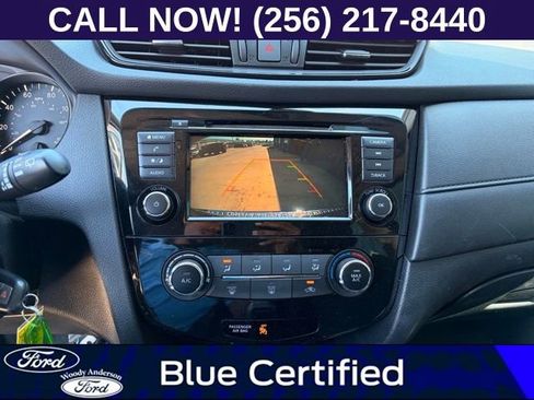 Used 2020 Nissan Rogue S FWD image 11