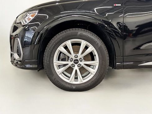 Certified 2025 Audi Q3 2.0T Premium Plus w/ Premium Plus Package AWD/4WD image 23