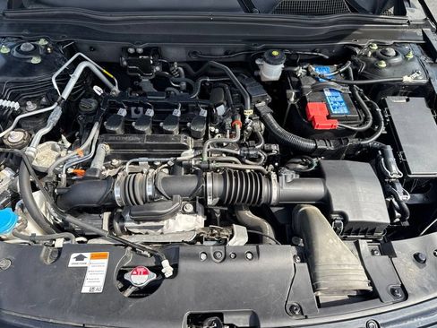 Certified 2021 Honda Accord EX-L image 11