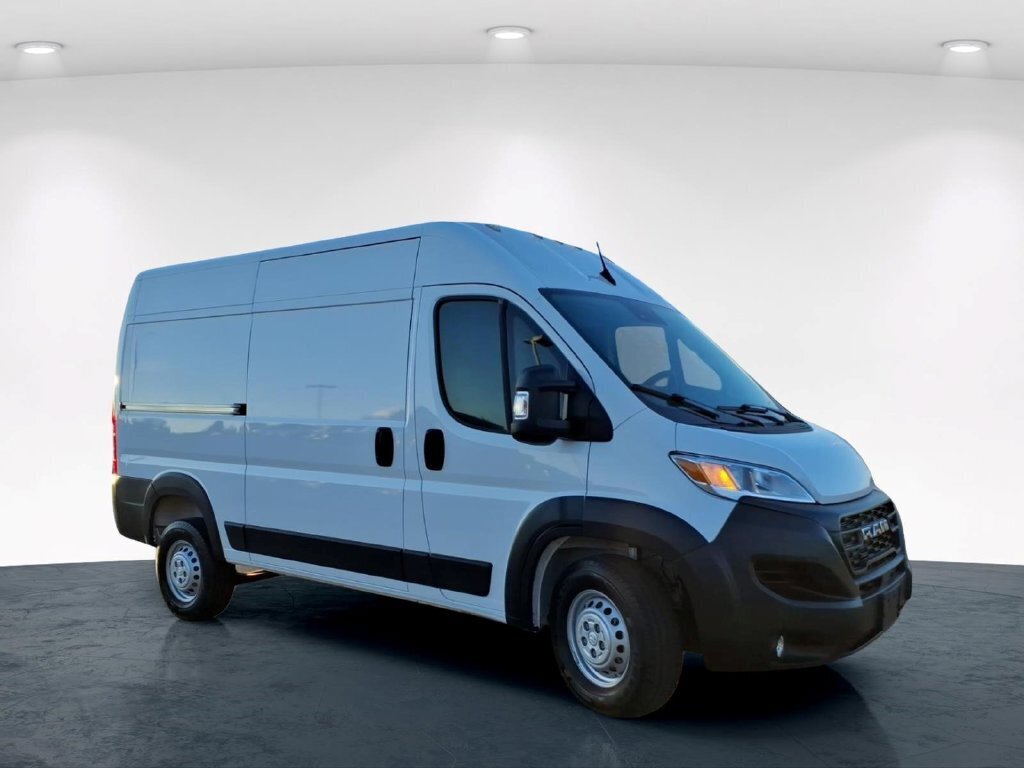 Used 2025 RAM ProMaster 1500 w/ Convenience Group FWD image 5