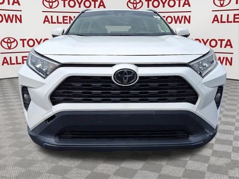 Used 2019 Toyota RAV4 XLE w/ Carpet Mat Package AWD/4WD image 2