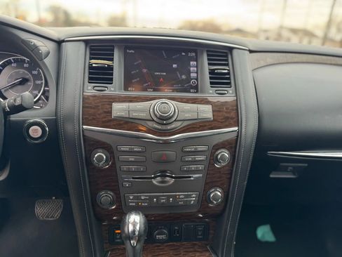 Used 2018 Nissan Armada SL w/ Premium Package image 18