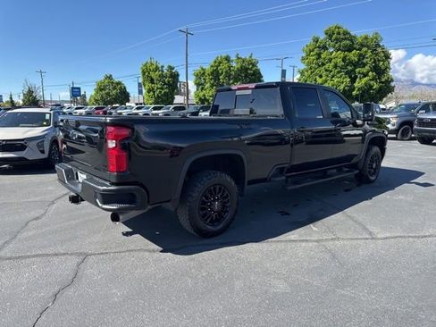 Used 2022 Chevrolet Silverado 2500 LT w/ Midnight Edition AWD/4WD image 7